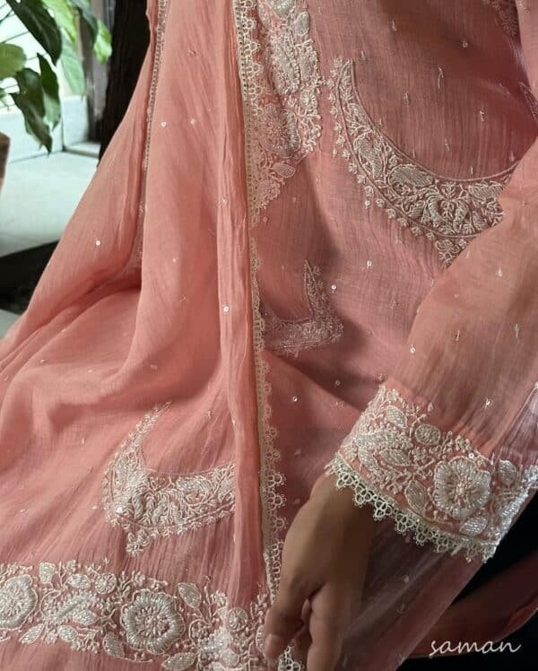 Crescent Chikankari Kurta - Image 2