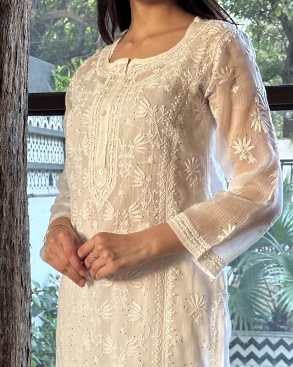 Kota Chikankari Kurta - Image 3