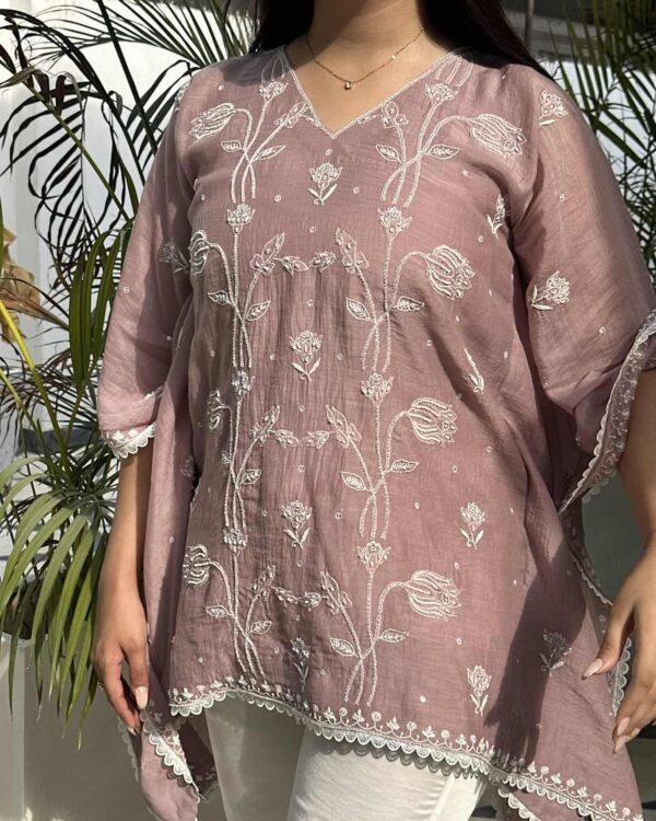 Malmal Chikankari Cropped Kaftans - Image 3