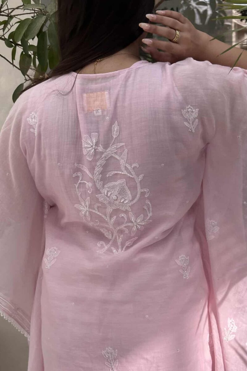 Malmal Chikankari Cropped Kaftans