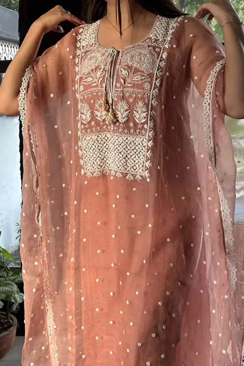 Noor Kaftan