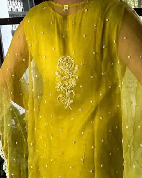 Noor Kaftan