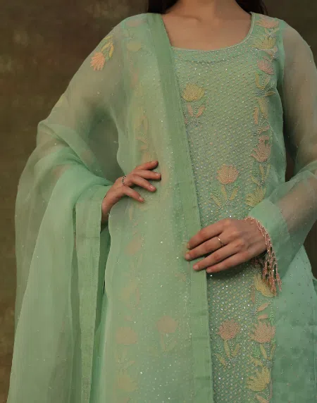 Noor Organza Silk Zardosi Work Fine Resham Chikankari Kurta Set - Image 2