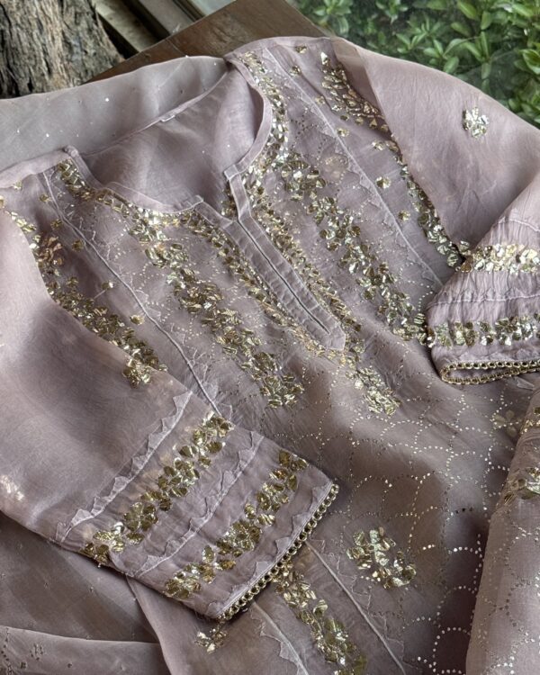 Noor Applique Mukaish Kurta | Lavender