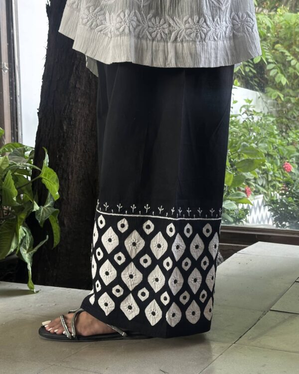 Black & White Daraz Chikankari Palazzo Pants - Image 7