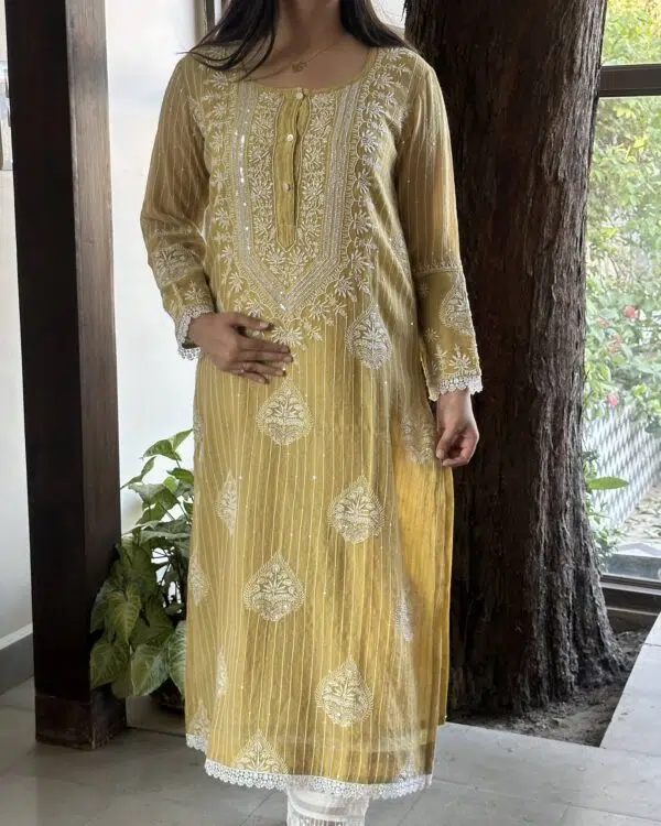 Soft Malmal Stripe Pattern Pearl Work Chikankari Kurta Set - Image 2