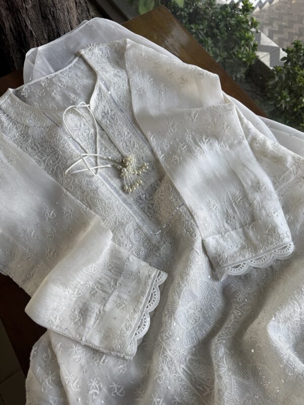 Swan White | Noor Organza Silk Chikankari Straight Cut Kurta Dupatta Set - Image 2
