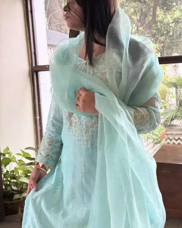 Daraz Applique Chikankari Mukaish Kurta Dupatta Set