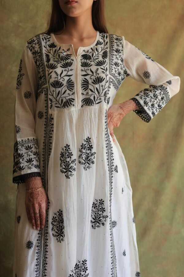 Monochrome Mul Chanderi Mukaish Kamdani Chikankari Stitched Kurta Dupatta Set - Image 4