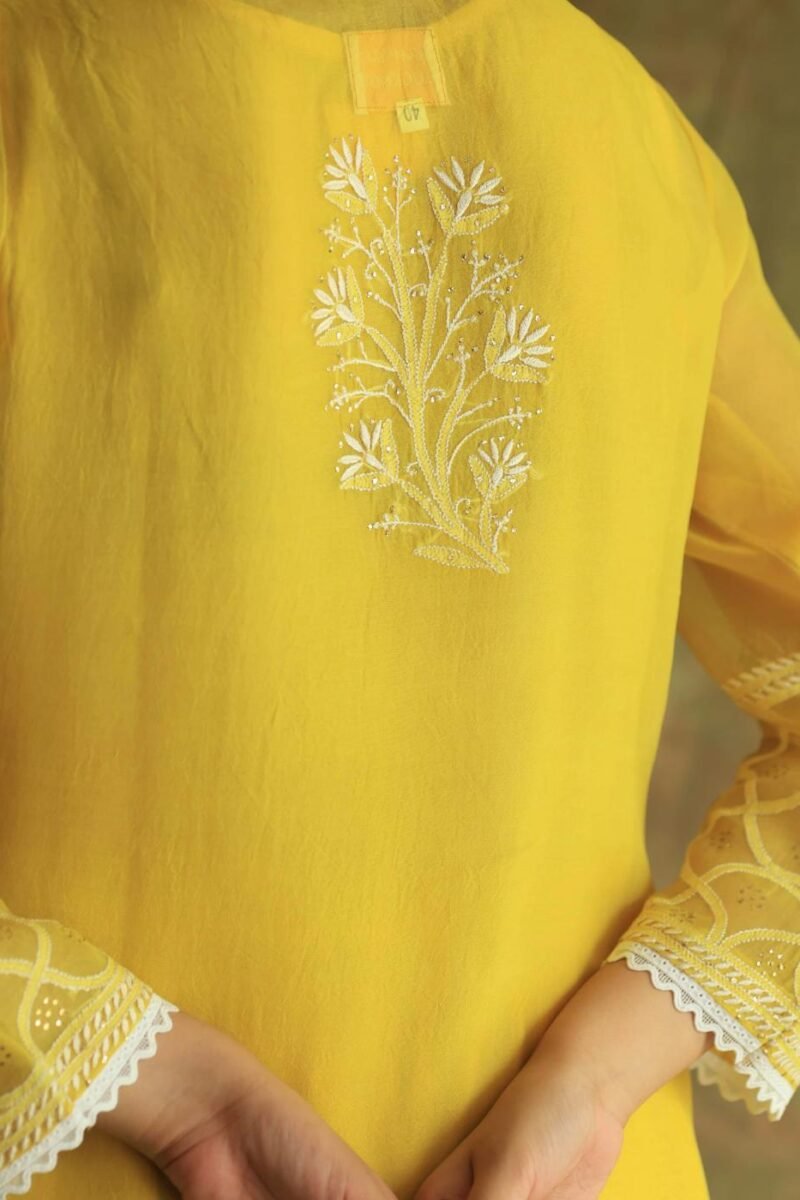 Yellow Mukaish Kamdani Noor Organza Chikankari Kurta Set