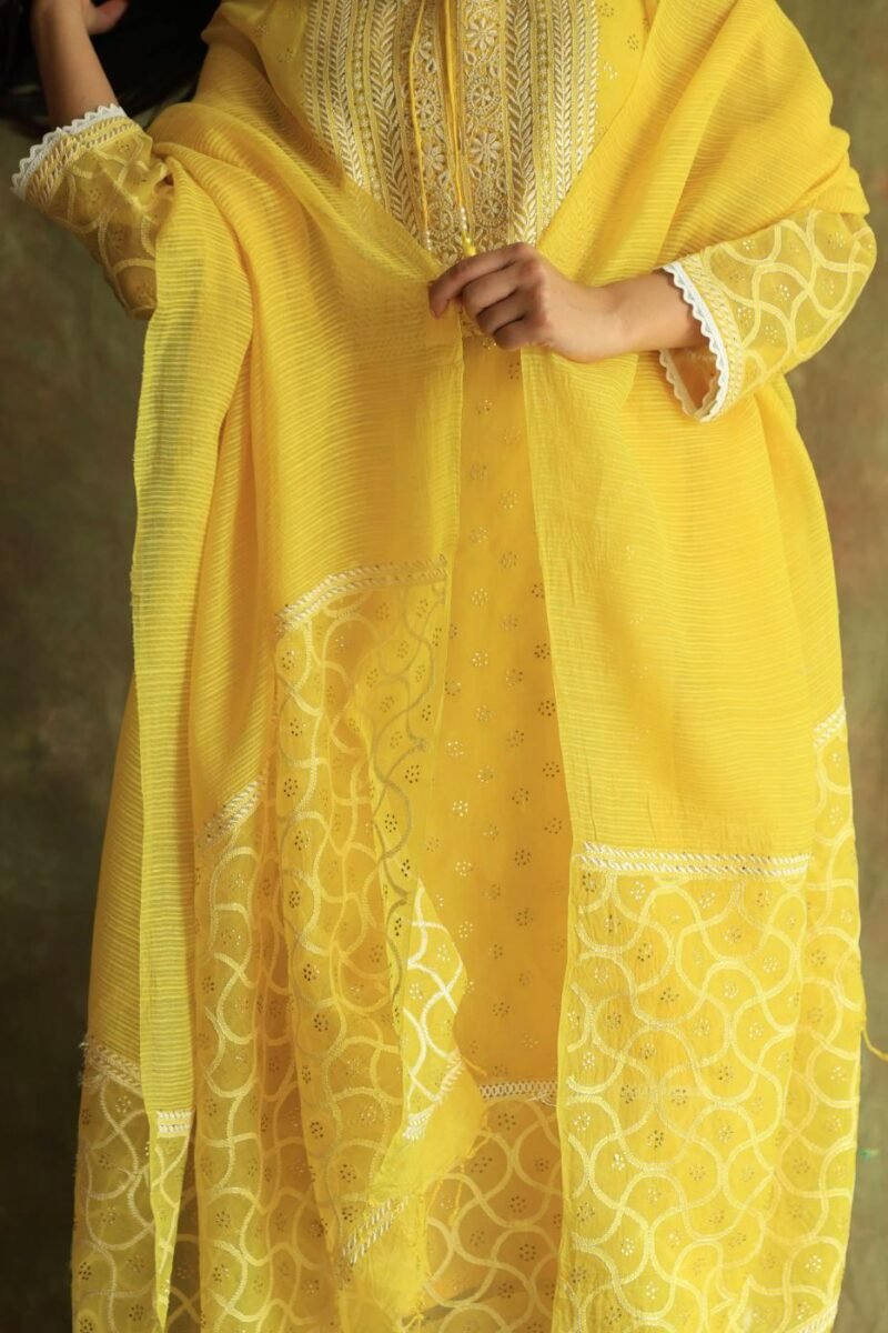 Yellow Mukaish Kamdani Noor Organza Chikankari Kurta Set