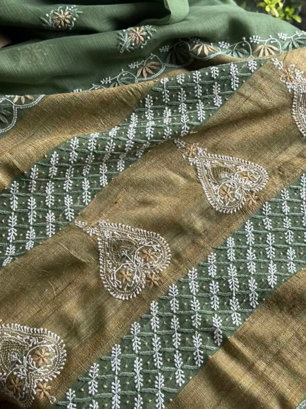 Green Silk Gheecha Palla Kota Chikankari Saree - Image 3