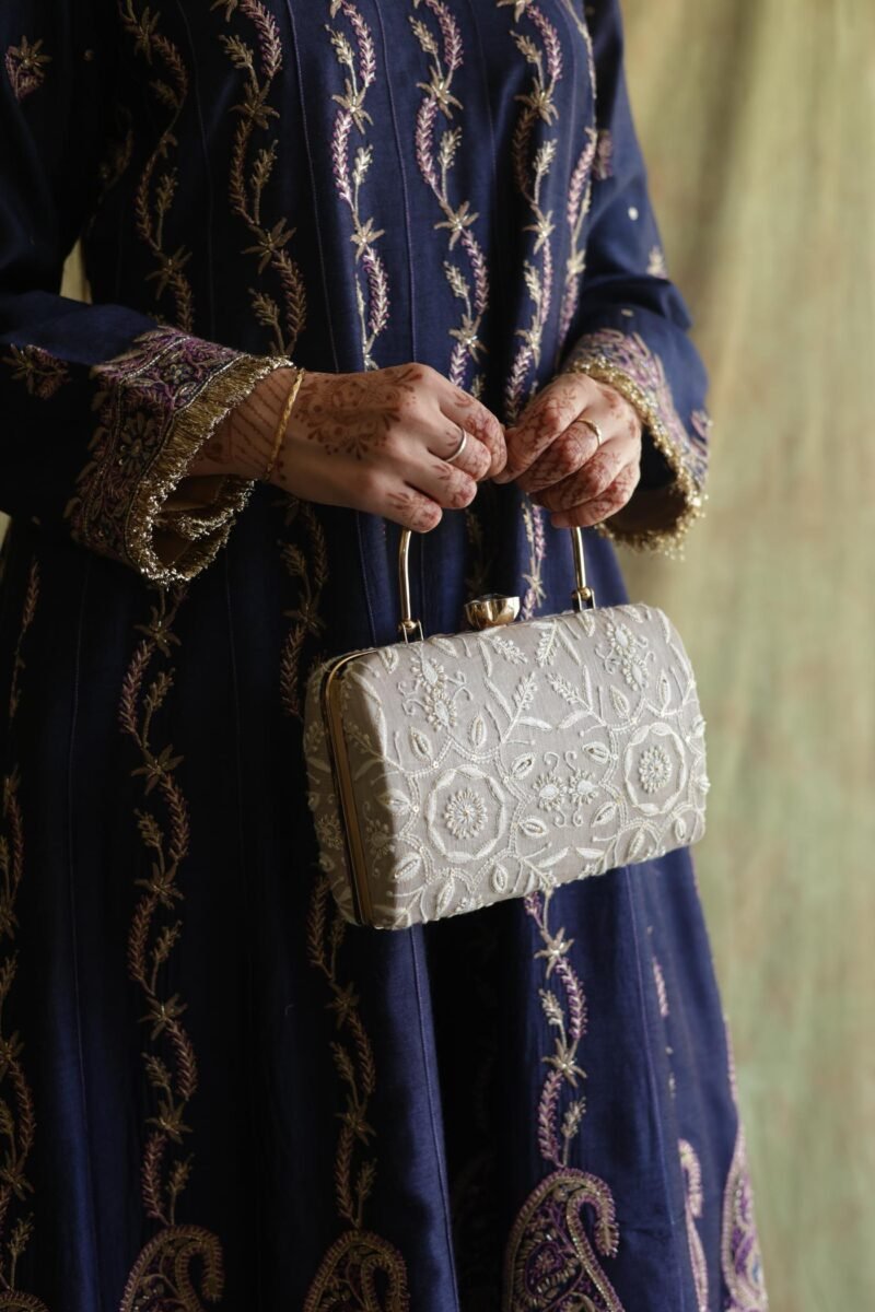 Grey Floral Motif Chikankari Linen Handle Sling Clutch