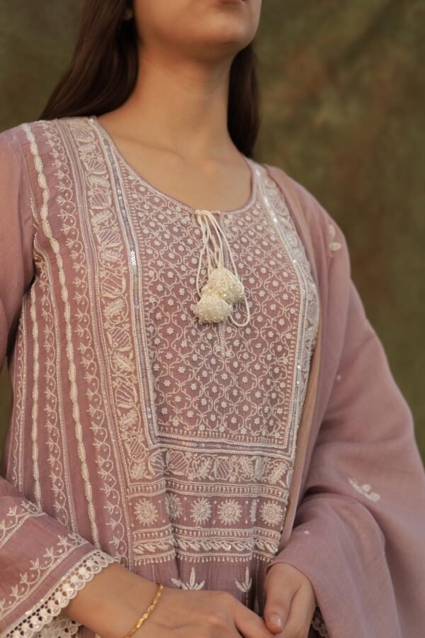 Light Mauve Mulmul Pearl White Chikankari Ready To Wear Kurta Dupatta Set - Image 3