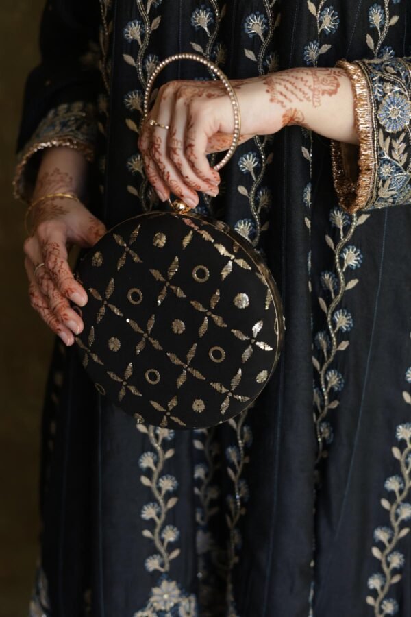 Round Shape Black Pure Georgette Mukaish Badla Sling Clutch - Image 6