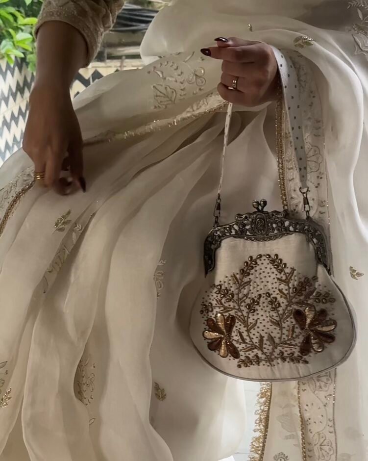 White Vintage Ari Mukaish Sling Bags