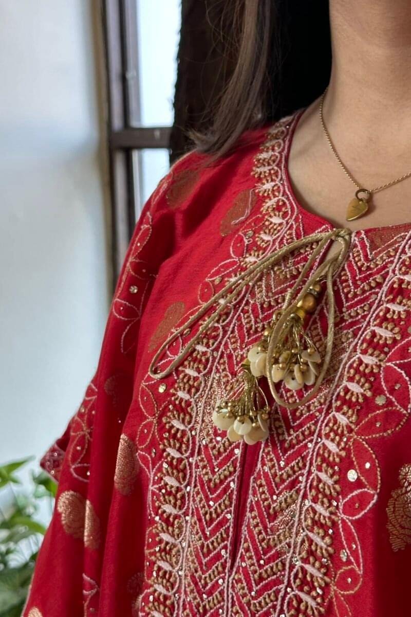 Zari Chanderi Chikankari Kaftans